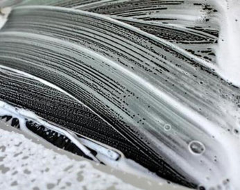 汽车玻璃水消泡剂使用案例