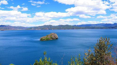 污水起泡要命？快问问水处理消泡剂怎么解决