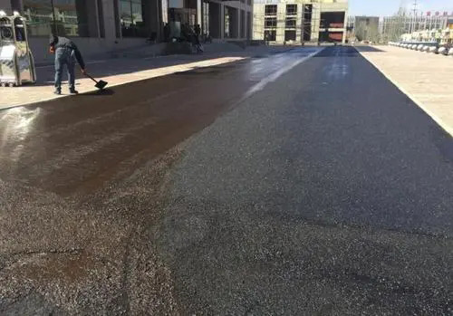 乳化沥青效果图