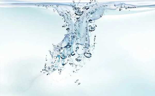 反渗透水处理出现泡沫怎么办？消泡剂来帮忙！