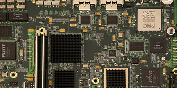 无硅消泡剂的特点和作用（在线路板清洗中的应用）